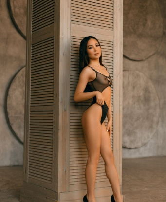 Молодая, сексуальная, горячая красотка ждет тебя для ярких и запоминающихся встреч. Готова исполнить все твои фантазии и желания. Звони, не пожалеешь! 536, 27 лет