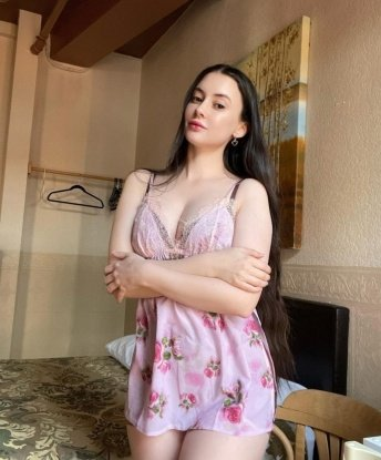 Милая и нежная красавица создаст для тебя атмосферу уюта и страсти. Отдохни душой и телом, забудь обо всех заботах и погрузись в мир наслаждения. Все твои сокровенные желания станут реальностью. Звони прямо сейчас! 9749, 24 года